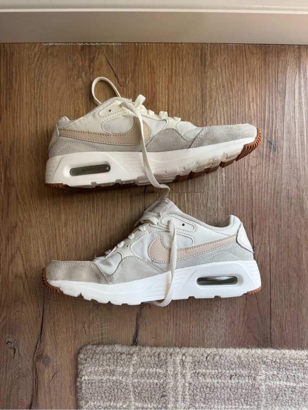 Nike Women’s Air Max Sneakers in White and Gum - Picture 5 of 9
